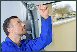 Master Garage Door Service Lakewood, CO 303-963-9980 - sid-ser-rep-gr-17m